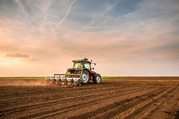 Affordable Tractor Service in Vero Beach FL
